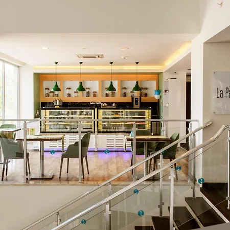 Hotel Orka Lotus
