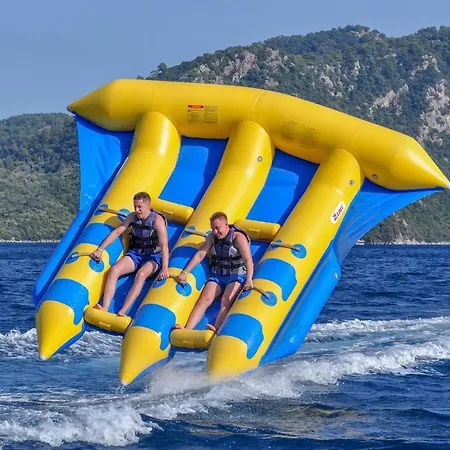 מלון Orka Lotus 5*