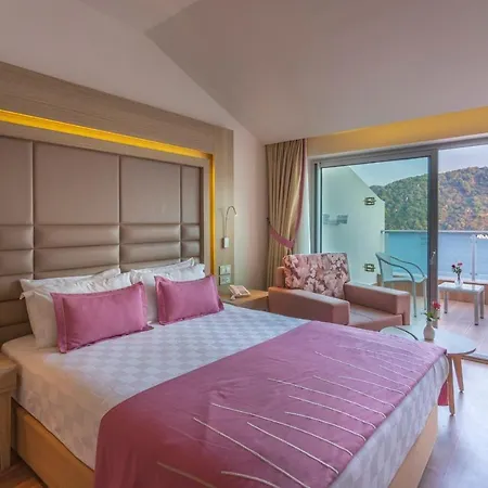 Orka Lotus 5* Marmaris